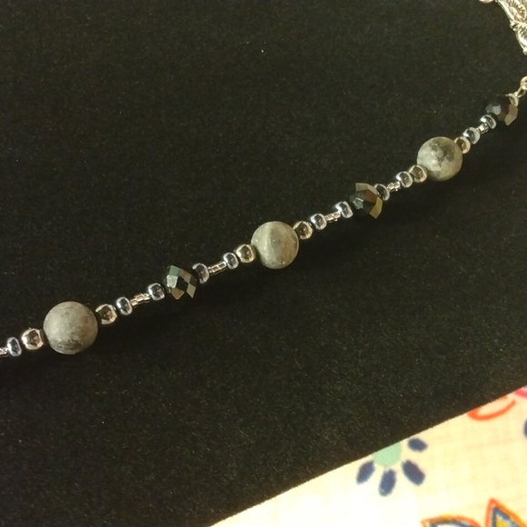 💖(2 for $20)Beaded handmade necklace with owl pendant - Picture 3 of 4